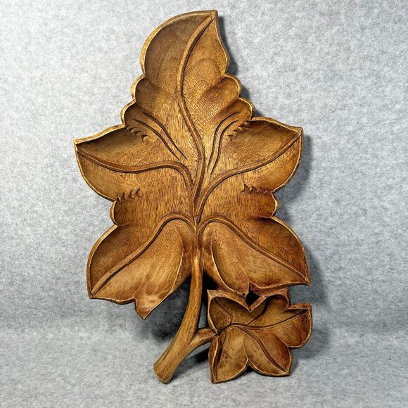 Hand-Carved Wood Bowl Fruit Basket With Carved Leaves Handle Centerpiece MCM Vtg - Picture 2 of 12